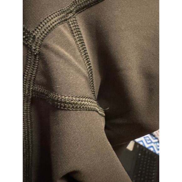 Lululemon Smooth Stride Crop Olive Green Legging 8 - Picture 6 of 9